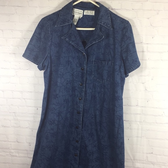 karin stevens Dresses & Skirts - Karin Stevens Button Front Short Sleeve Dress